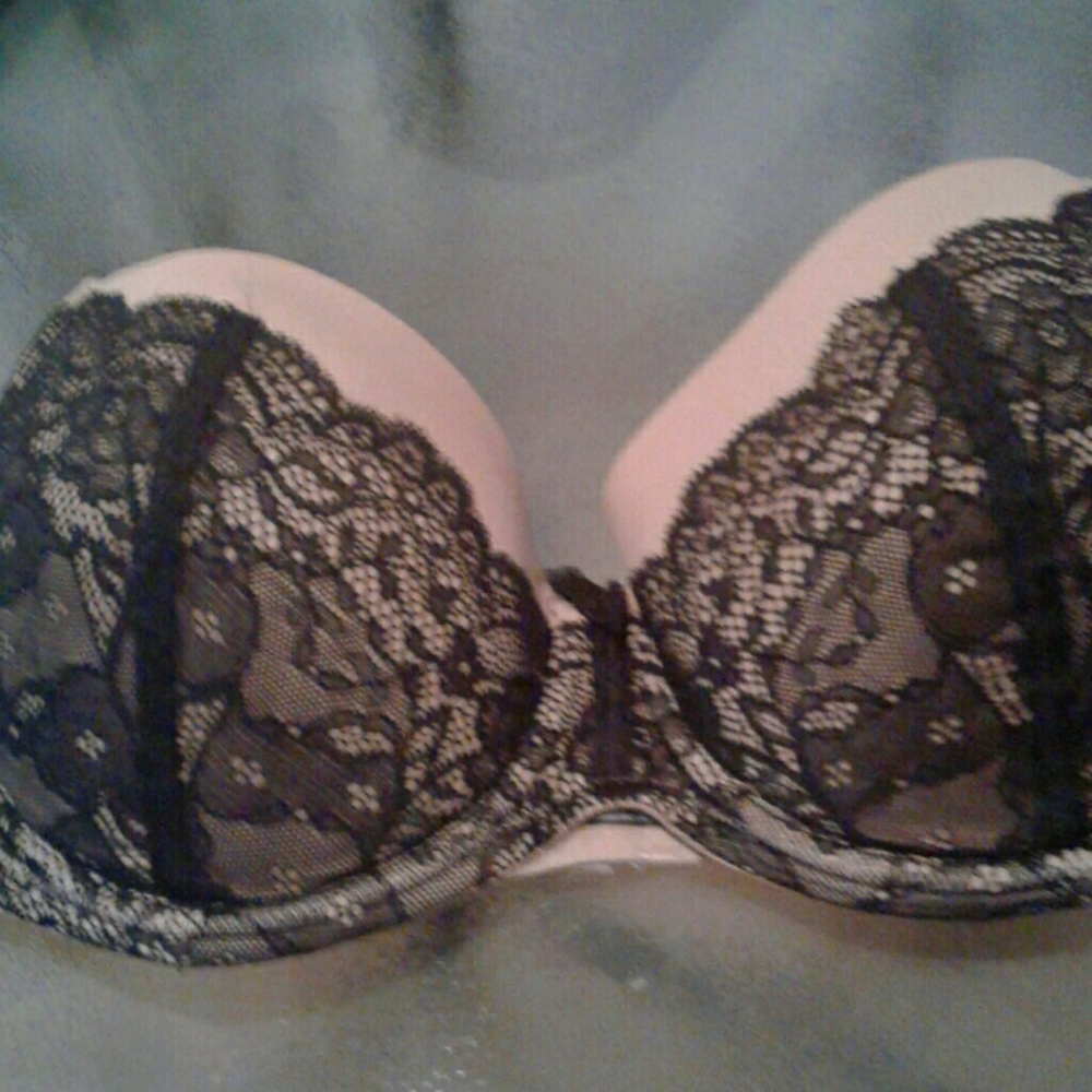 BRA/ACCESSORIES - Picture 2 of 4
